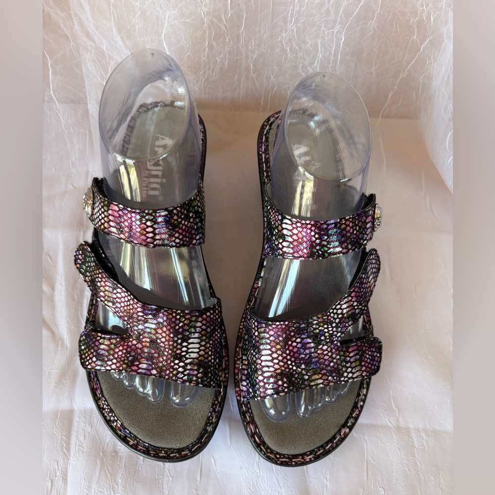 Alegria by PG Lite Women’s Loti Funtastic Leather Wedge Sandal-Size: 7.5 - Picture 2 of 7